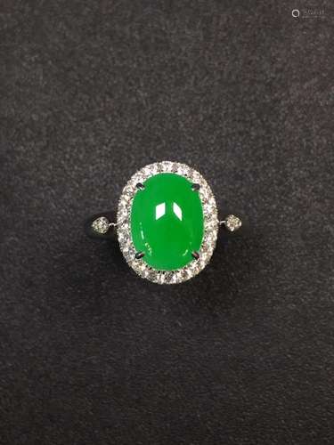 NATURAL JADEITE 18K GOLD DIAMOND RING