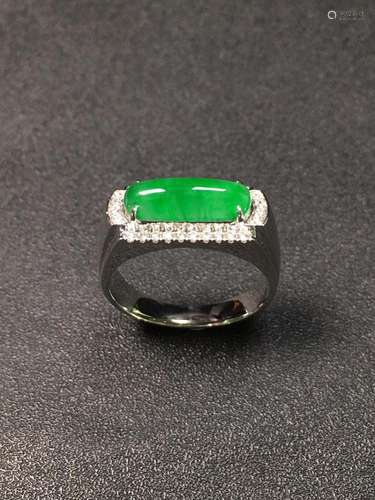 NATURAL JADEITE 18K GOLD DIAMOND MAN'S RING