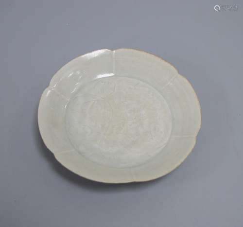 CHINESE PORCLEAIN HUTIANYAO KILN WHITE GLAZE DISH