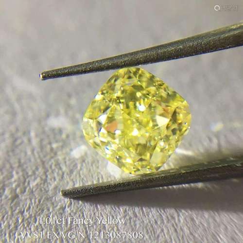 GIA CERTIFICATED 1.01 CT CUSHION SHAPE FANCY YELLOW DIAMOND