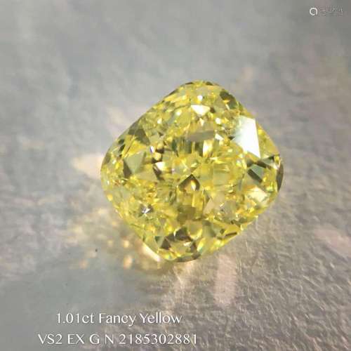 GIA CERTIFICATED 1.01 CT CUSHION SHAPE FANCY YELLOW DIAMOND