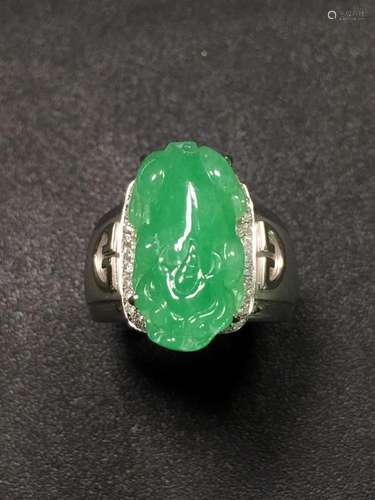 NATURAL JADEITE 18K GOLD DIAMOND BEAST MAN'S RING