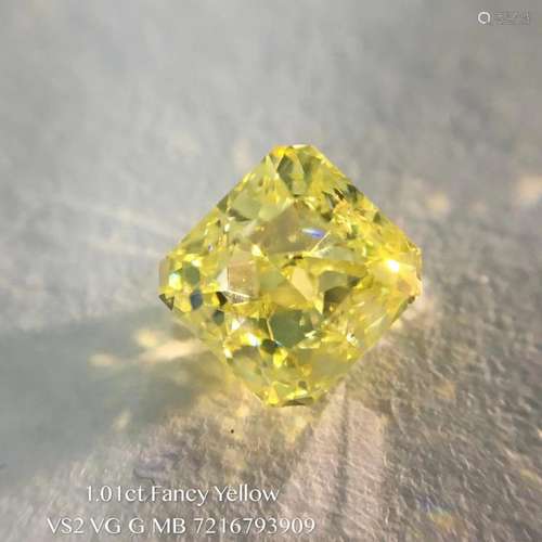 GIA CERTIFICATED 1.01 CT RADIANT SHAPE FANCY YELLOW DIAMOND