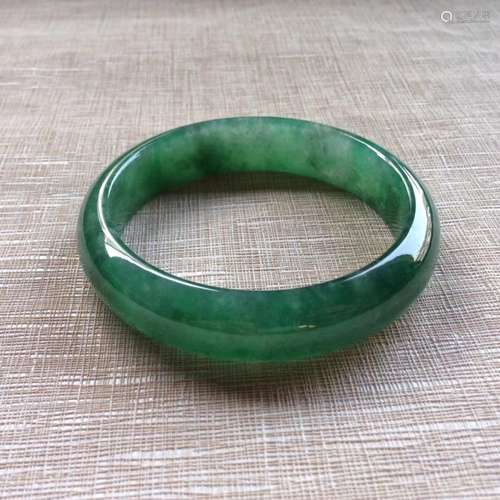 NATURAL JADEITE BANGLE