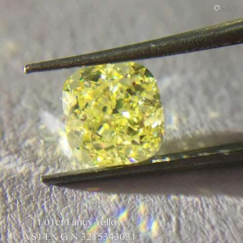 GIA CERTIFICATED 1.01 CT CUSHION SHAPE FANCY YELLOW DIAMOND