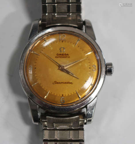 An Omega Seamaster Automatic circular steel cased gentleman's wristwatch