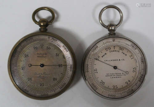 An early 20th century brass pocket barometer