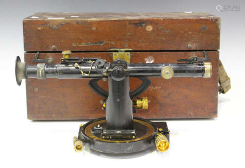 An MoD issue Director No. 5 Mk1 surveyor's level by E.R. Watts & Son