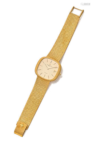 Ref: 2168Q, 1970's  Vacheron Constantin. A fine 18K gold automatic bracelet watch with date
