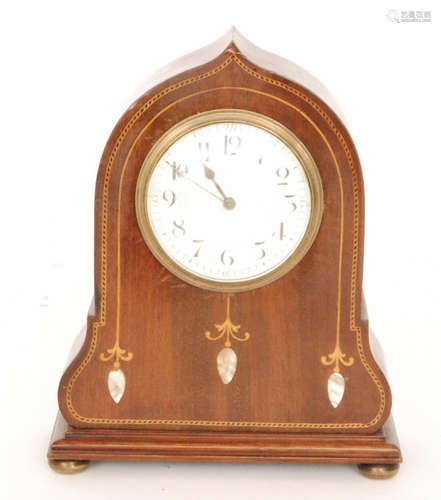 An Edwardian chequer strung mahogany mantle clock with mother of pearl and satinwood inlaid detail