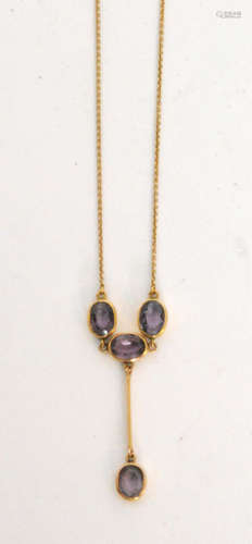 A 9ct amethyst necklace