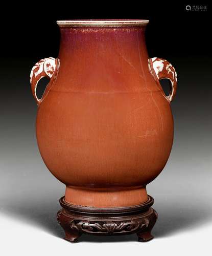 SANG DE BOEUF-VASE.