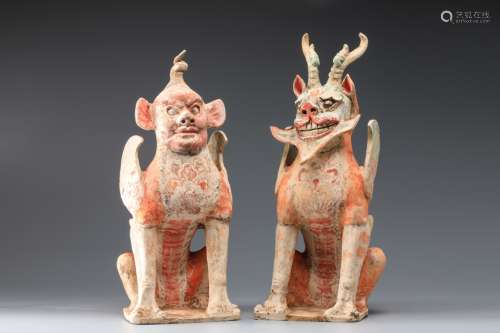 WHITE POTTERY COLOR PAINTED BEAST STATUES (PAIR)