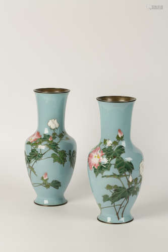 A PAIR OF MORIAGE ENAMEL CLOISONNE ENAMEL VASES, MEIJI PERIOD (1868-1912)