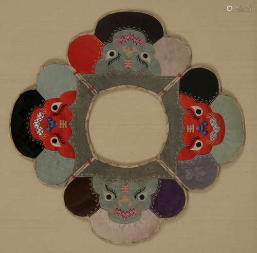 EMBROIDERED BABY COLLAR, LATE QING DYNASTY