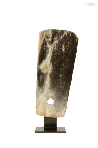 CEREMONIAL JADE BLADE, NEOLITHIC STYLE OF THE LONGSHAN CULTURE