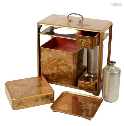 FINE GILT LACQUER SAGE-JUBAKO (PORTABLE EATING SET), MEIJI PERIOD