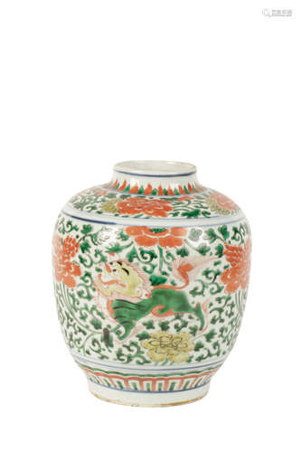 IRON RED AND GREEN ENAMELLED JAR, MING DYNASTY, 17TH CENTURY