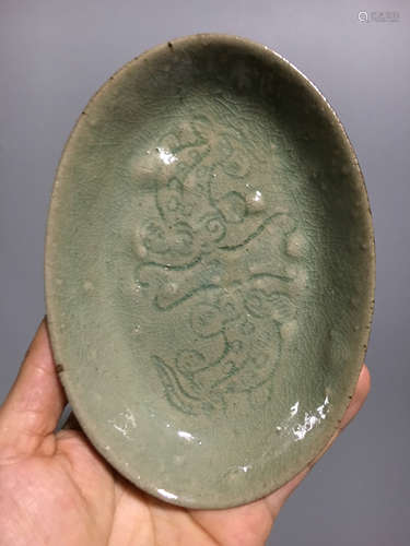 A RU KILN GREEN PAIR FISHES BLUISH-GREEN PLATE