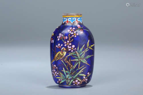 Chinese Peking glass snuff bottle.