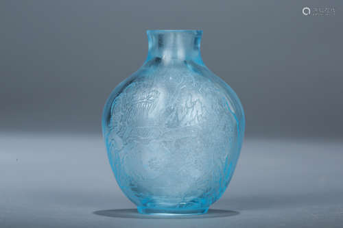 Chinese Peking glass snuff bottle.