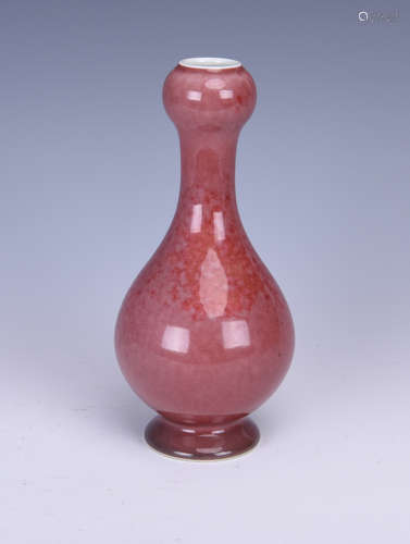 Chinese red glazed porcelain vase, Qianlong mark.