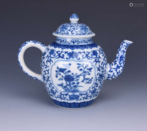 Chinese blue and white porcelain teapot, Jiaqing mark.