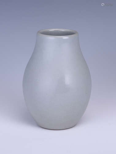 Chinese porcelain vase, Yongzheng mark.