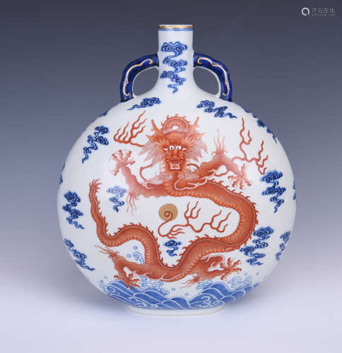 Chinese blue and white and iron red porcelain vase,