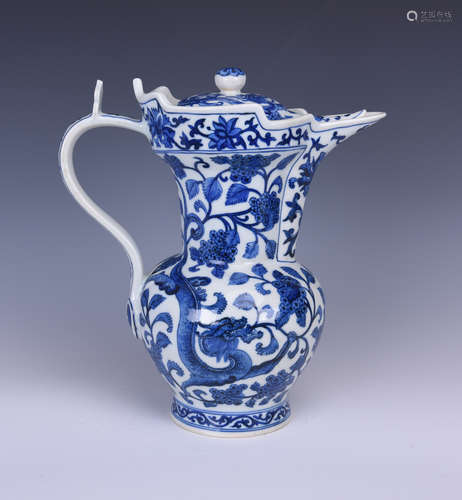 Chinese blue and white porcelain teapot, Qianlong mark.