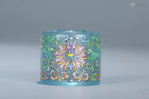 Chinese enameled Peking glass thumb ring.