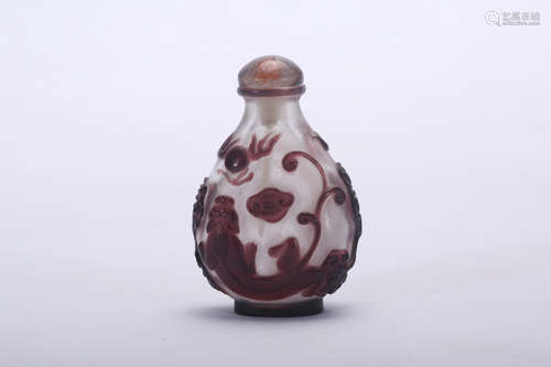 Chinese Peking glass snuff bottle.