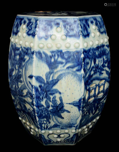 A 19th Century Chinese Blue and White Porcelain Drum Sytle Stool Painted with Peach