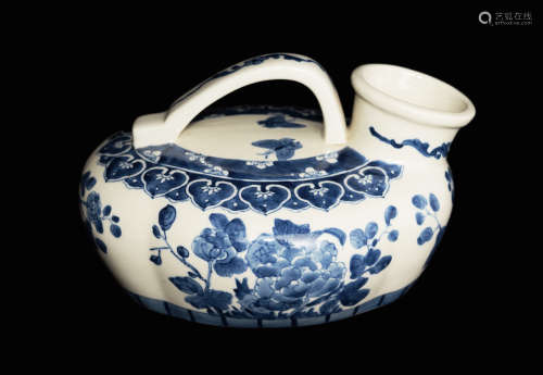Chinese Blue and White Porcelain Chamber Pot