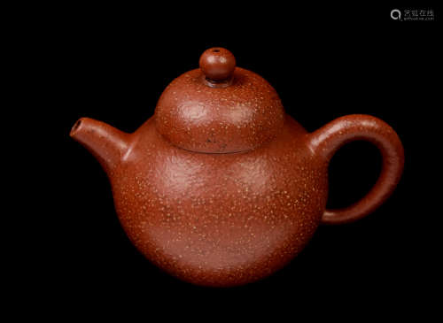 [Chinese] A Yixing Clay Pottery Teapot