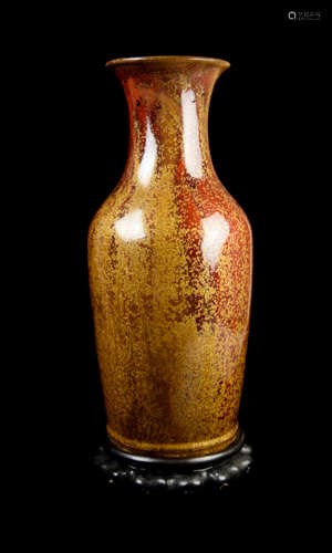 [Chinese] An Old Guangdong Foshan Shiwan Pottery Red Glazed Vase with Shreded Gold Leaf