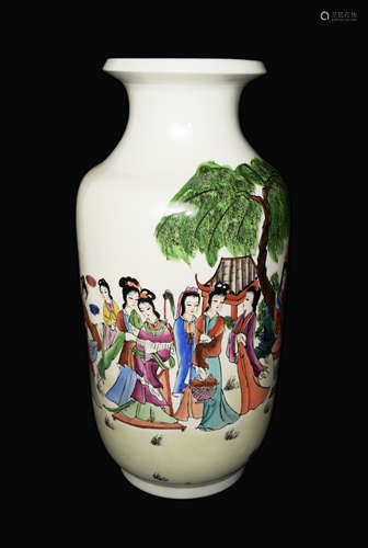 A Chinese Jingdezhen Famille Rose Porcelain Lantern Vase with Portrait of Twelve Ladies