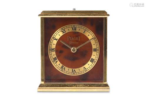 A 1960'S SWISS GILT METAL AND FAUX TORTOISESHELL TRAVELLING ALARM CLOCK BY PIAGET