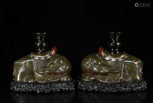 Qianlong Mark, A Pair of Porcelain Elephants