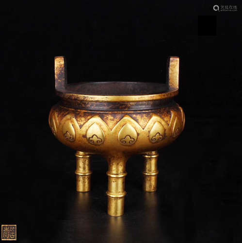 MING GILT BRONZE TRIPOD CENSER