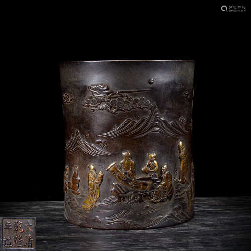 DAQING QIANLONG NIANZHI MARK BRONZE GILT PEN HOLDER