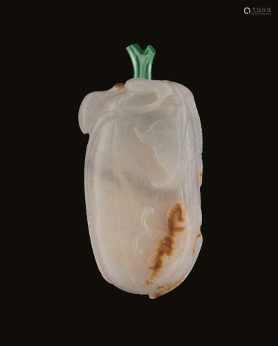 A WHITE GREY AND RUSSET GOURD FORM JADE SNUFF BOTTLE