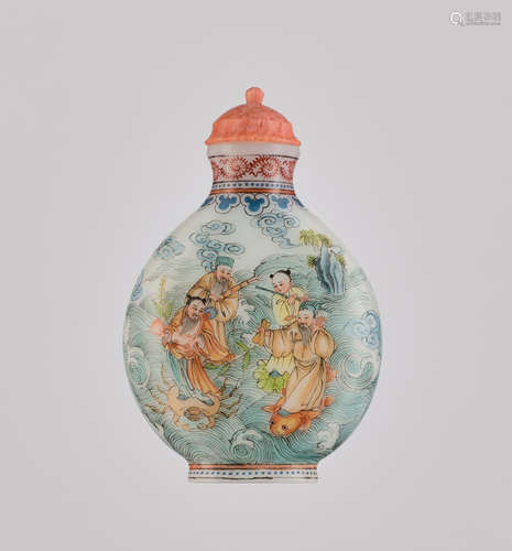 AN ENAMELED 'BAXIAN' GLASS SNUFF BOTTLE, 20th CENTURY