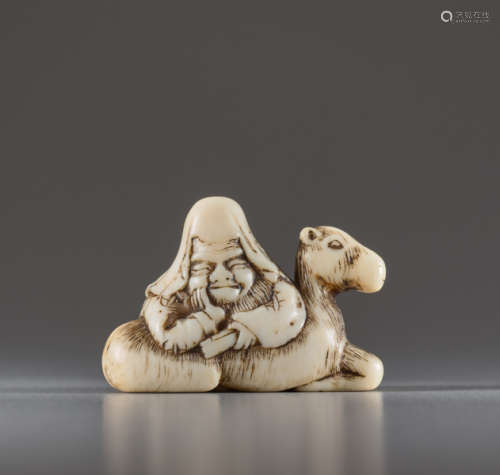 A SMALL IVORY NETSUKE BY RYUO OF FUKUROKUJUIvor...