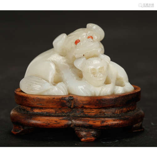 CHINESE WHITE JADE FOOLIONS