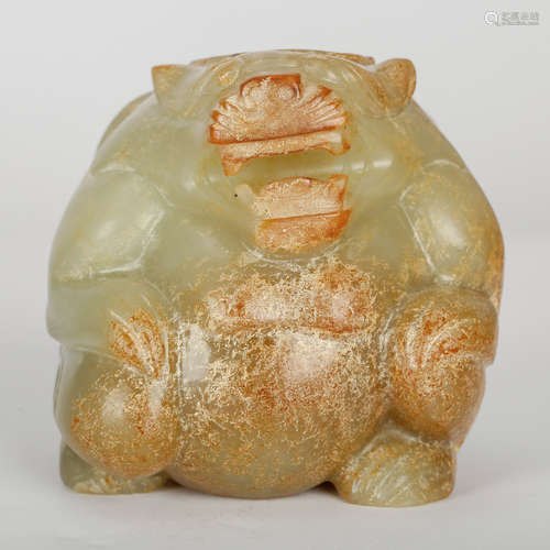 CHINESE JADE CARVED BEAR