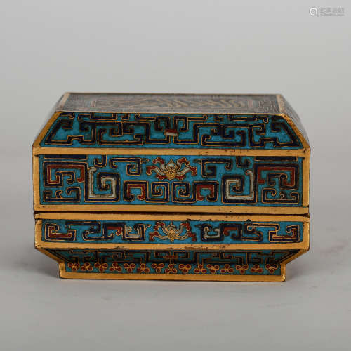 CHINESE CLOISONNE ARCHAIC PATTERN COVER BOX