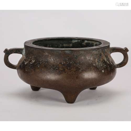 CHINESE BRONZE TRIPOD CENSER