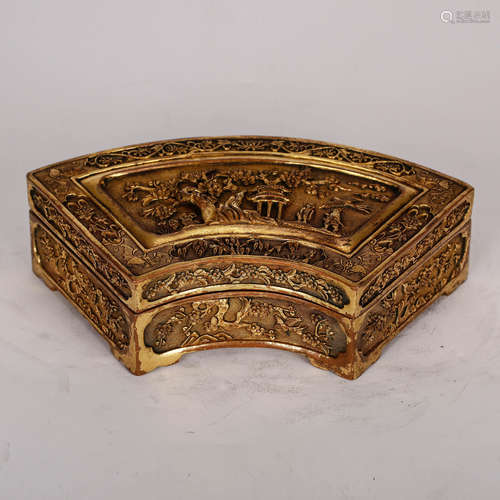 CHINESE GILT BRONZE FAN SHAPE COVER BOX