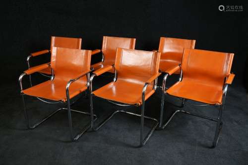 Mart Stam (1899 1986)Suite de six Chaises. Modè...